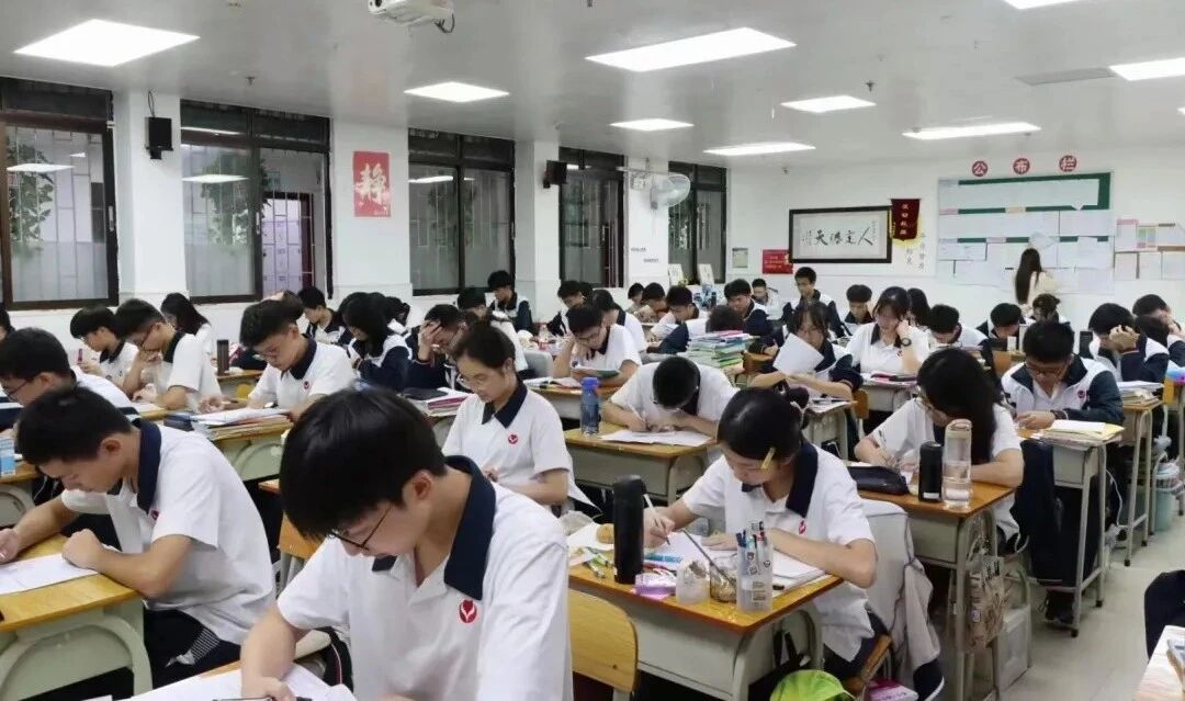 微信图片_2025-11-17_165804_645.jpg